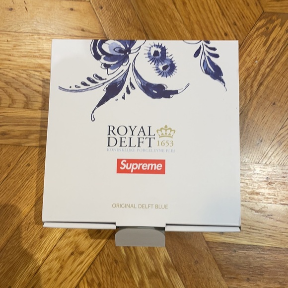 Authentic Supreme x royal delft mug - Picture 6 of 11